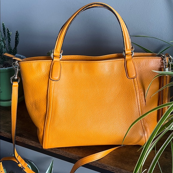 Gucci Tangerine Leather Tote Crossbody Bag - Picture 3 of 17